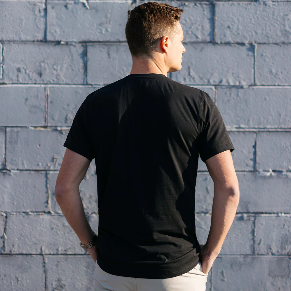 10200 The Aprés - Men's T-Shirt - Image 14