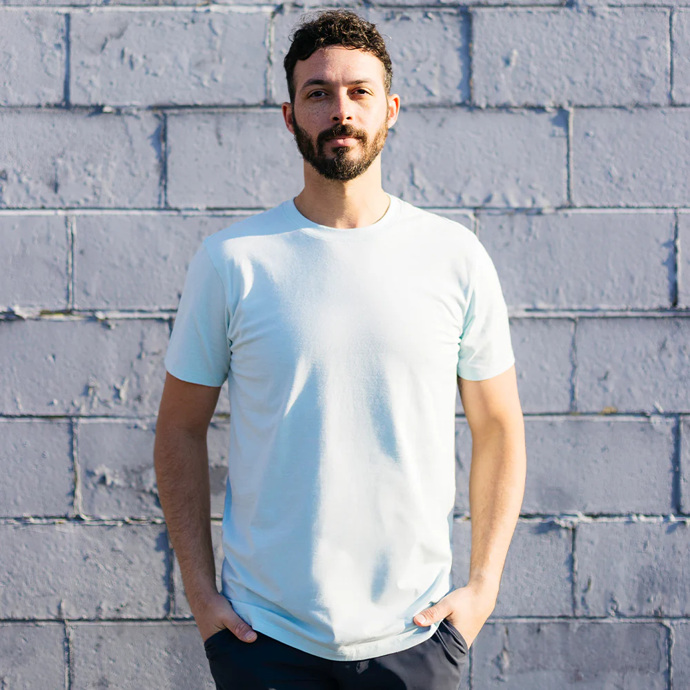 10200 The Aprés - Men's T-Shirt - Image 27