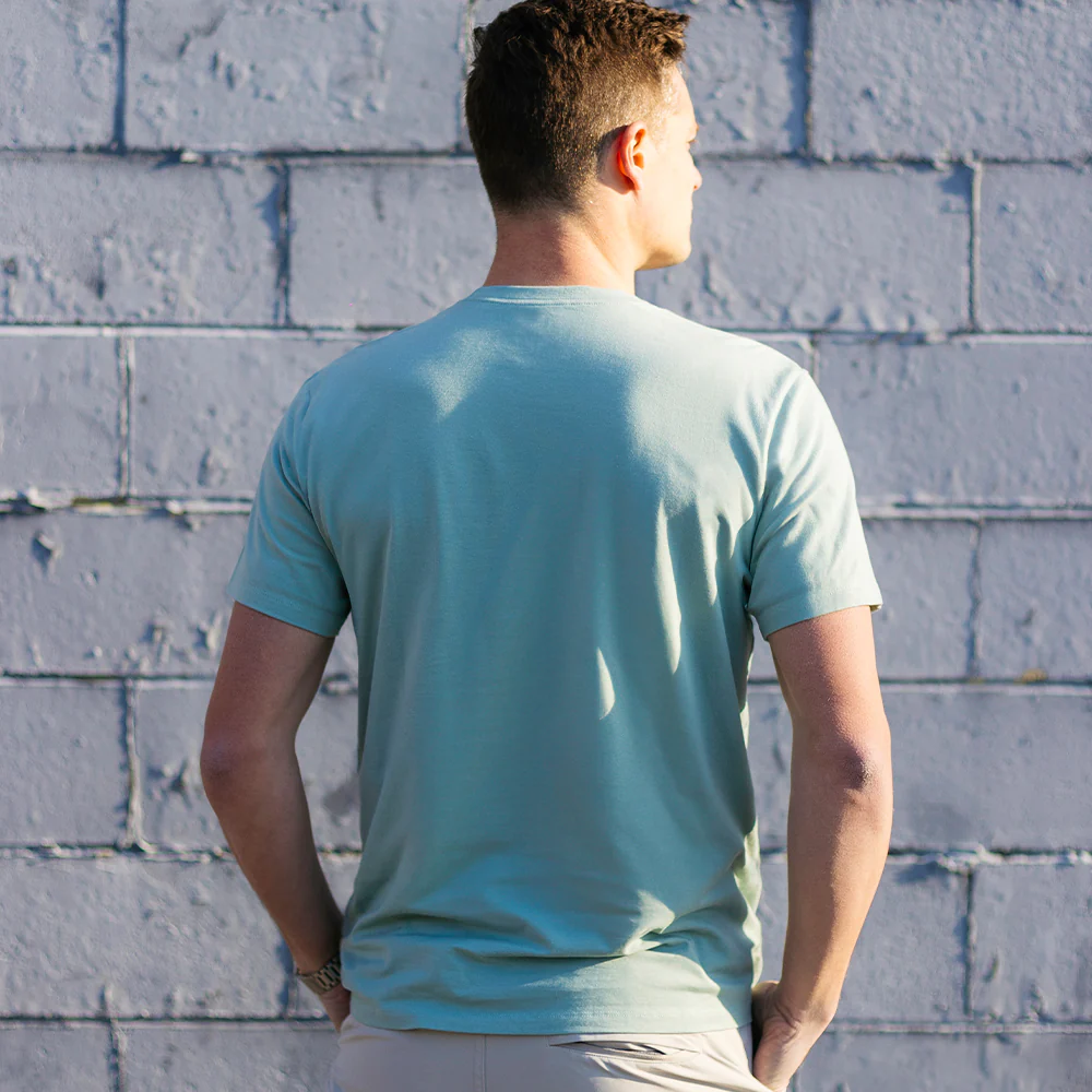 10200 The Aprés - Men's T-Shirt - Image 7