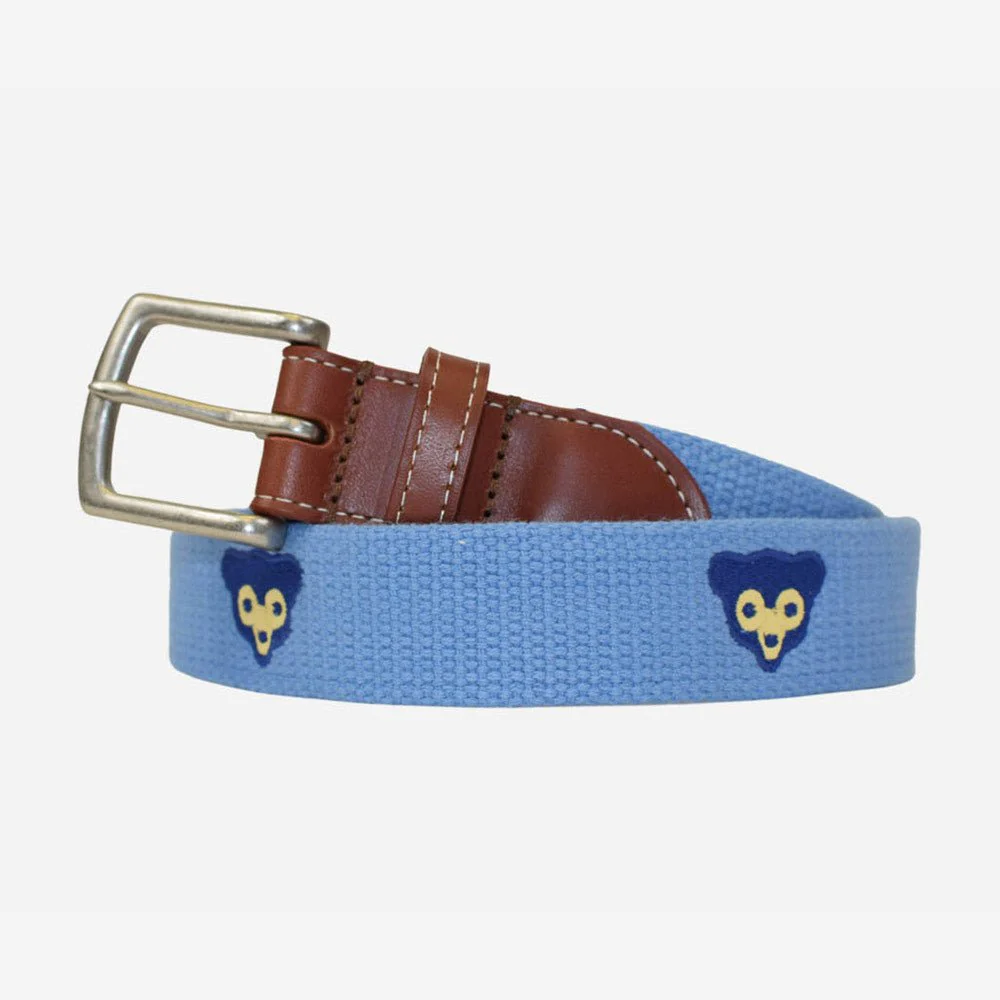 The Peter Millar Chicago Cubs Vintage Bear Belt